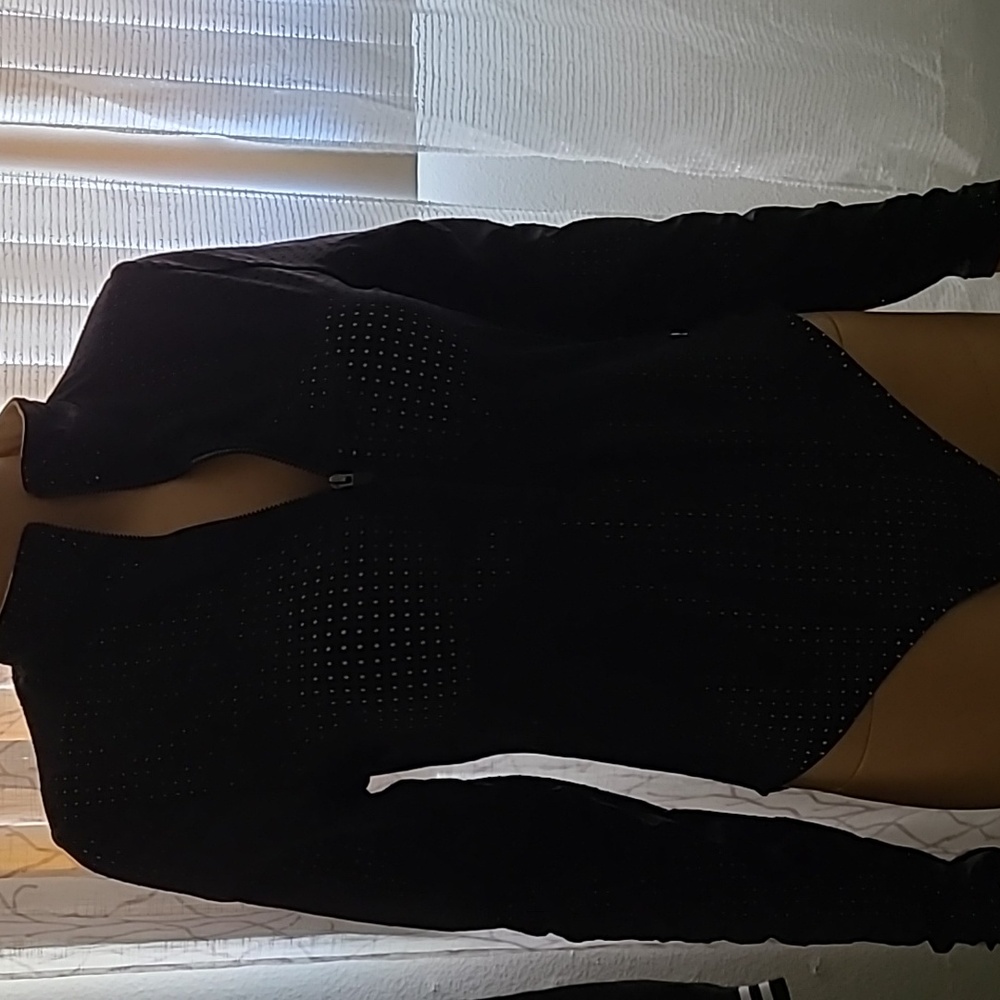 Fabletics Rash Guard Bodysuit Swim L - Picture 4 of 13